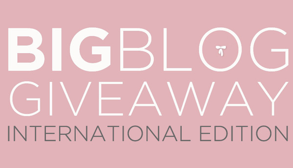 itscamillecobigbloggiveawayinternationaled Blog Giveaway International Edition